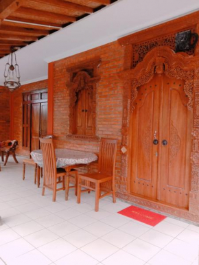 Rumah Ukhi Guest House
